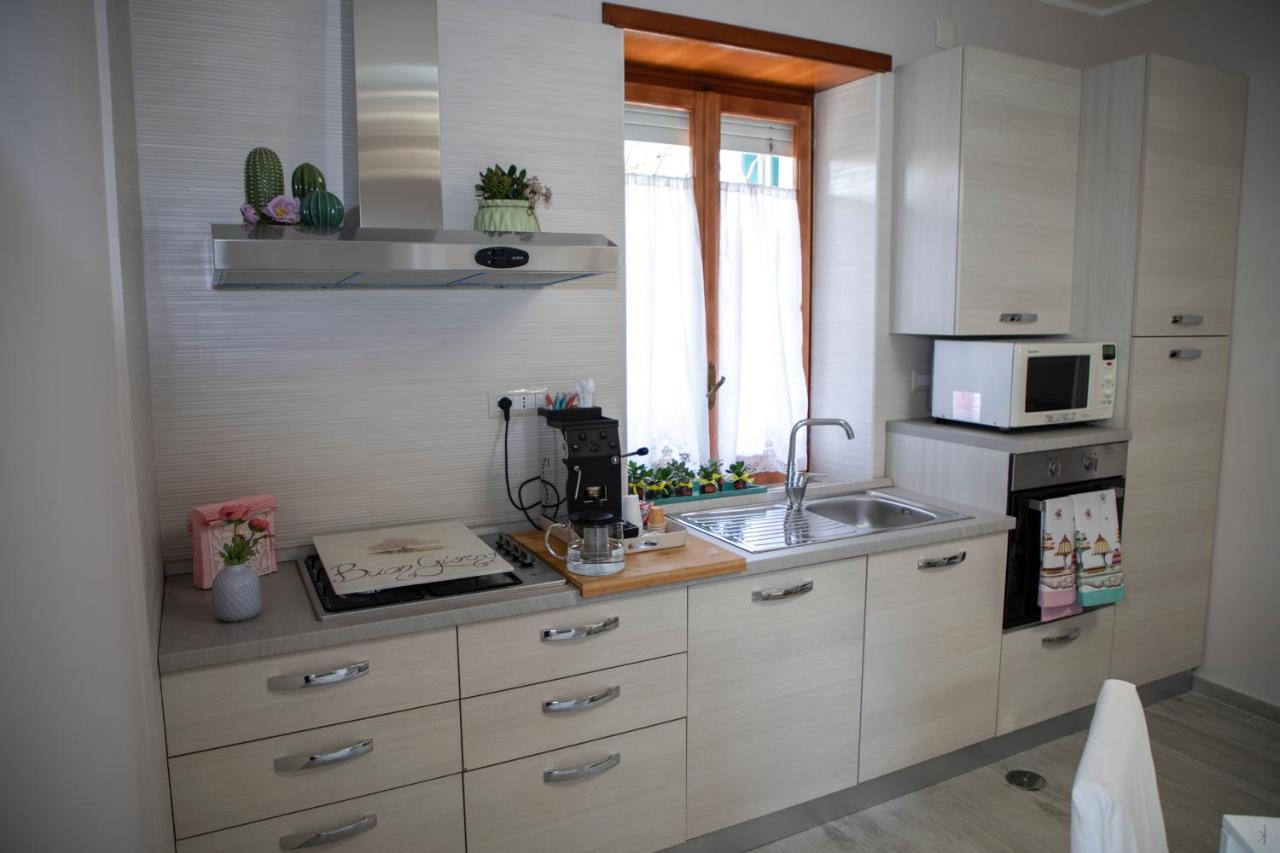 L' Albero Di Giada Bed & Breakfast Caserta Eksteriør bilde